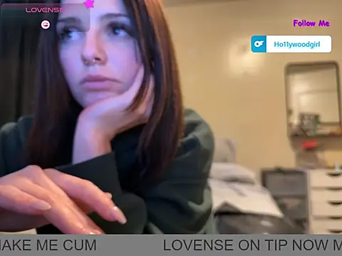 Snapshot of stellasmall chatting on January 7, 2025, 2:51 pm stellasmall online show from January 7, 2025, 2:51 pm