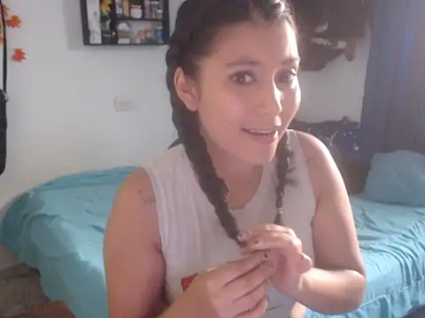 HannaKlein online show from February 17, 2026, 1:18 pm