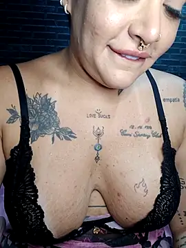 exquentadamay online show from October 14, 2025, 7:53 am