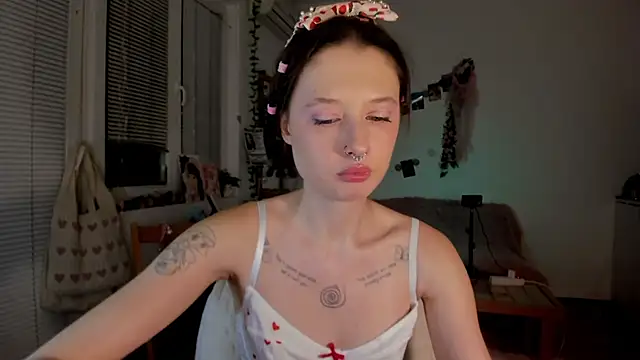 Jenny darling love online show from January 2, 2025, 10:11 pm