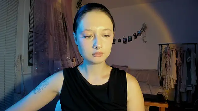 Jenny darling love online show from September 20, 2025, 6:09 pm