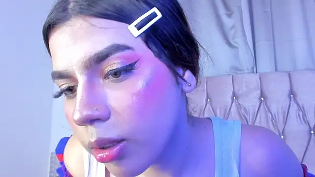 Snapshot of Ashley_piinkk_ chatting on February 6, 2025, 8:50 am Ashley piinkk  online show from February 6, 2025, 8:50 am