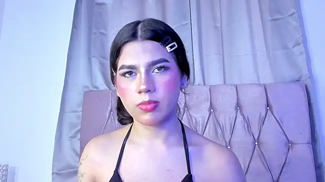 Snapshot of Ashley_piinkk_ chatting on February 9, 2025, 3:34 pm Ashley piinkk  online show from February 9, 2025, 3:34 pm