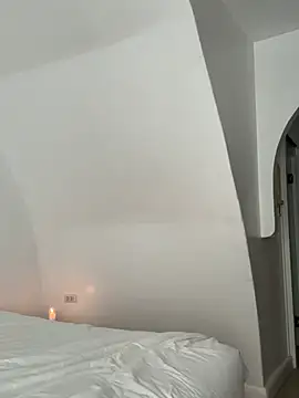 UmaTruewoman online show from April 13, 2026, 12:27 am