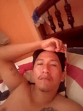 Snapshot of latinobm83 chatting on February 12, 2025, 12:22 pm latinobm83 online show from February 12, 2025, 12:22 pm