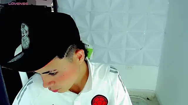 bby santi online show from December 6, 2024, 4:28 pm