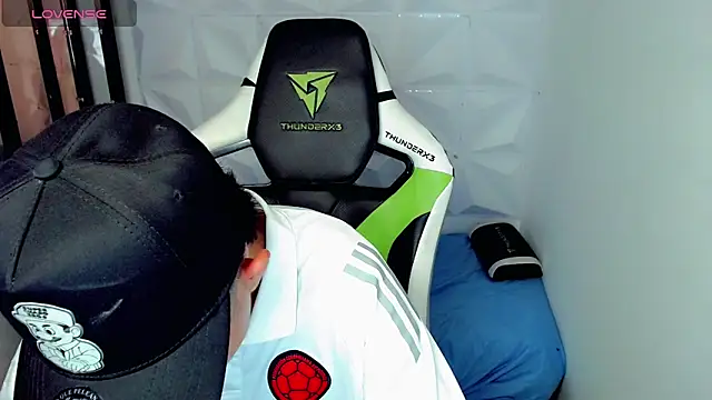 bby santi online show from December 17, 2024, 12:54 pm