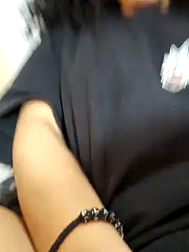 ELIZABETHFX online show from October 30, 2025, 8:53 pm