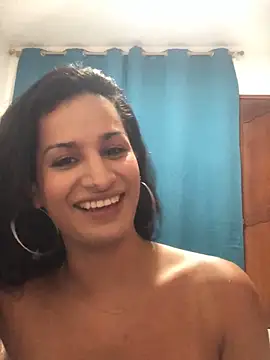 jennifer ts online show from March 17, 2025, 4:08 am