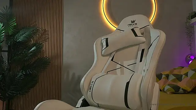 emma land online show from March 20, 2026, 6:29 am