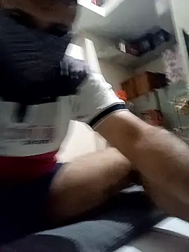 Naresh00766 online show from April 17, 2026, 7:28 pm