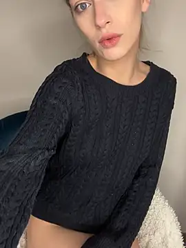 Lolitaxlola online show from January 19, 2026, 8:29 am