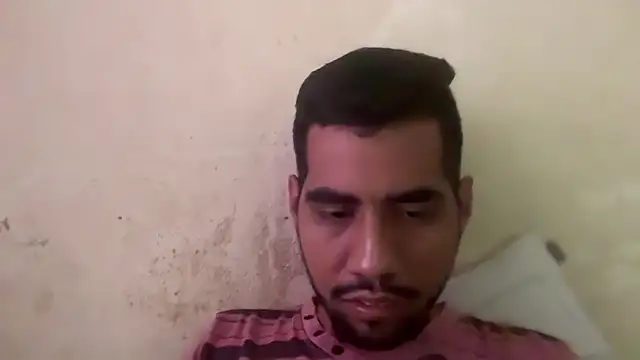 Snapshot of EnriquePersian197 chatting on December 29, 2024, 5:33 pm EnriquePersian197 online show from December 29, 2024, 5:33 pm