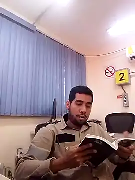 Snapshot of EnriquePersian197 chatting on January 13, 2025, 3:58 pm EnriquePersian197 online show from January 13, 2025, 3:58 pm