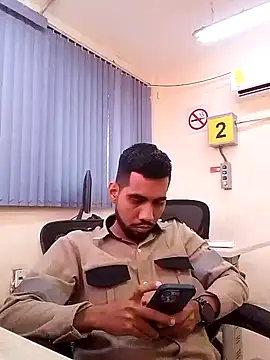 Snapshot of EnriquePersian197 chatting on January 16, 2025, 7:20 pm EnriquePersian197 online show from January 16, 2025, 7:20 pm