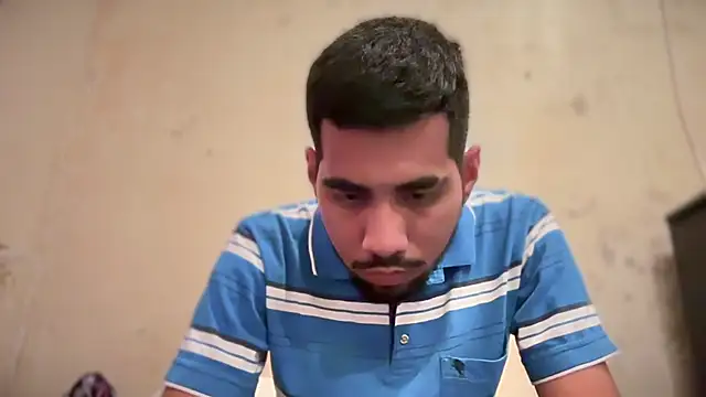 Snapshot of EnriquePersian197 chatting on January 23, 2025, 1:51 am EnriquePersian197 online show from January 23, 2025, 1:51 am