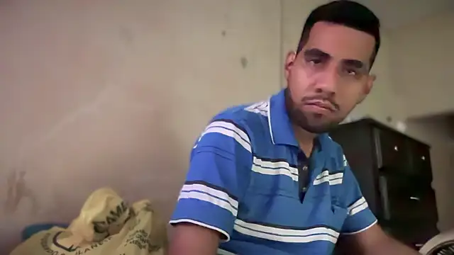 Snapshot of EnriquePersian197 chatting on February 11, 2025, 9:14 pm EnriquePersian197 online show from February 11, 2025, 9:14 pm