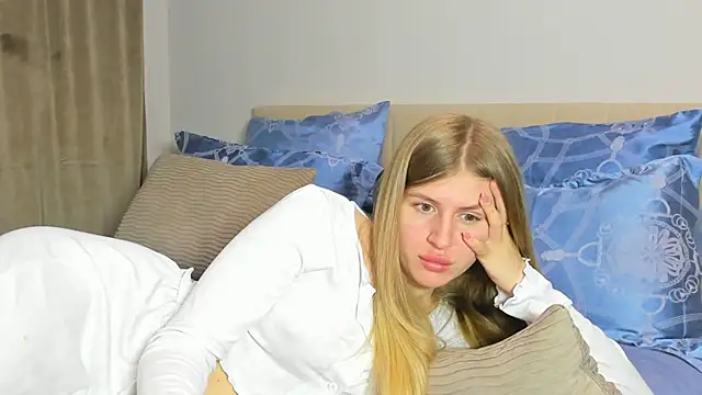 kirraa  online show from February 9, 2026, 7:07 pm