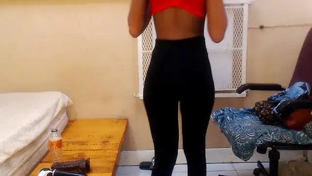 CaramelDelux27 online show from February 10, 2025, 6:42 am