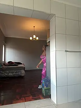 CaramelDelux27 online show from April 10, 2026, 10:53 am