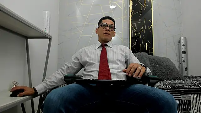 Steven x94 online show from September 25, 2025, 12:31 pm