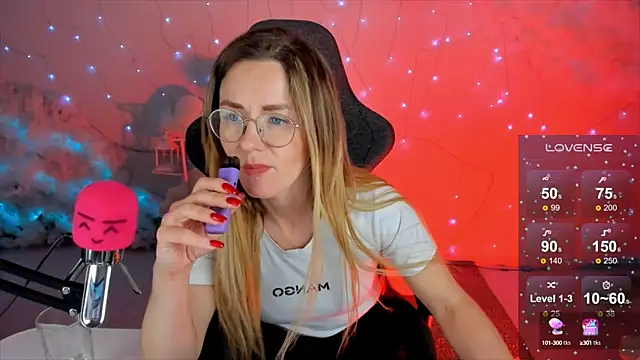 Snapshot of LadyIzabel chatting on December 23, 2024, 12:08 pm LadyIzabel online show from December 23, 2024, 12:08 pm