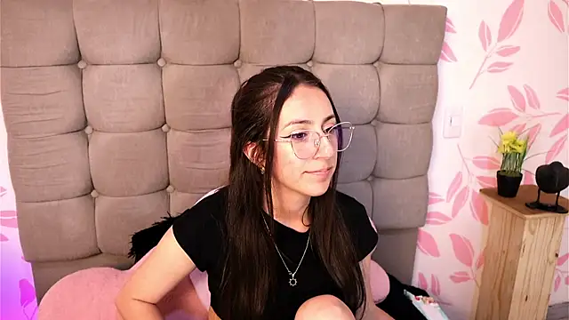 Snapshot of Sweet_Sammy_ chatting on October 17, 2025, 3:53 am Sweet Sammy online show from October 17, 2025, 3:53 am