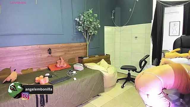 megan morgan01 online show from March 21, 2026, 11:26 am