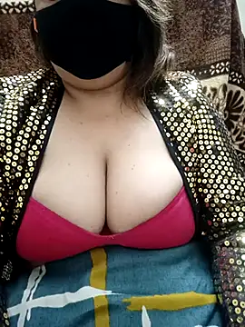 Naughty-Trisha online show from February 13, 2025, 4:07 pm