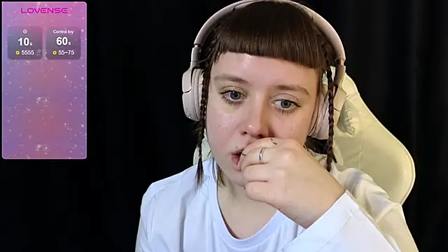 June shy0 online show from February 13, 2025, 8:06 am