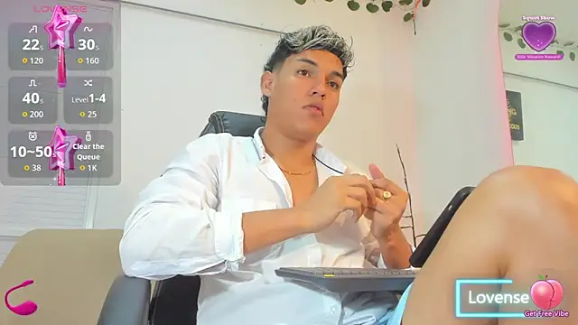 ryan carter08 online show from November 1, 2025, 2:13 am