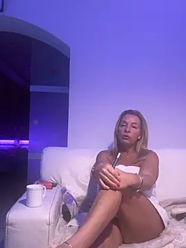 sissytrainz online show from February 25, 2026, 5:06 am