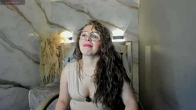  isaabellaa online show from July 11, 2026, 12:30 pm