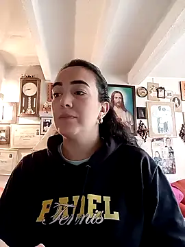 skayhot  online show from January 24, 2025, 1:47 pm