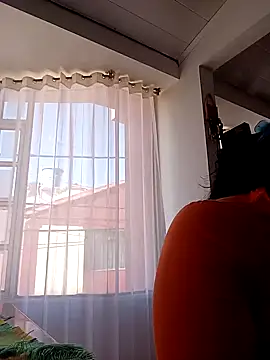 skayhot  online show from January 30, 2025, 1:31 pm