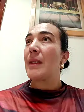 skayhot  online show from February 7, 2025, 4:35 pm