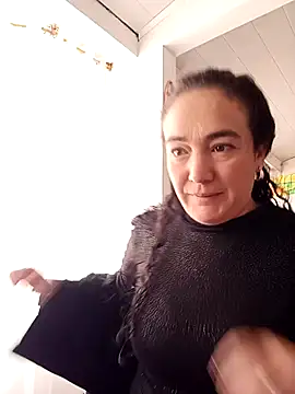 skayhot  online show from March 8, 2025, 1:03 pm