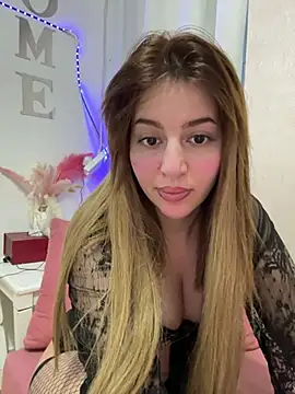 Hot malak online show from February 4, 2026, 5:52 pm