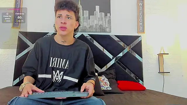 toyboys1 online show from October 4, 2025, 3:26 am