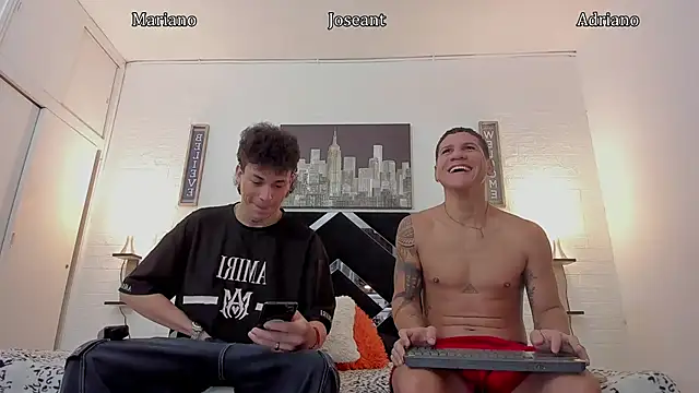 toyboys1 online show from October 17, 2025, 4:15 am