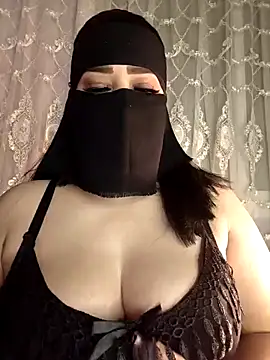 Snapshot of Cat_Sharisa chatting on December 22, 2025, 8:44 am Cat Sharisa online show from December 22, 2025, 8:44 am