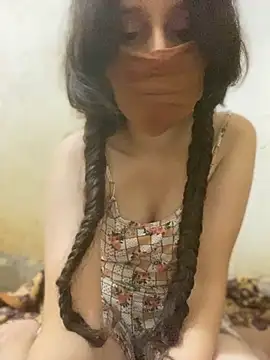 Snapshot of Chahrazad66 chatting on October 12, 2025, 12:53 am Chahrazad66 online show from October 12, 2025, 12:53 am