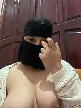 Miss-Soka online show from December 10, 2024, 5:17 am