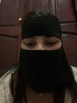 Miss-Soka online show from December 18, 2024, 5:04 am