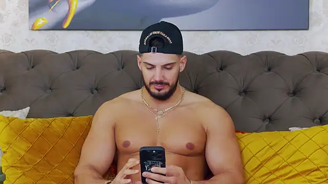 DustinKeent online show from February 3, 2025, 9:30 am