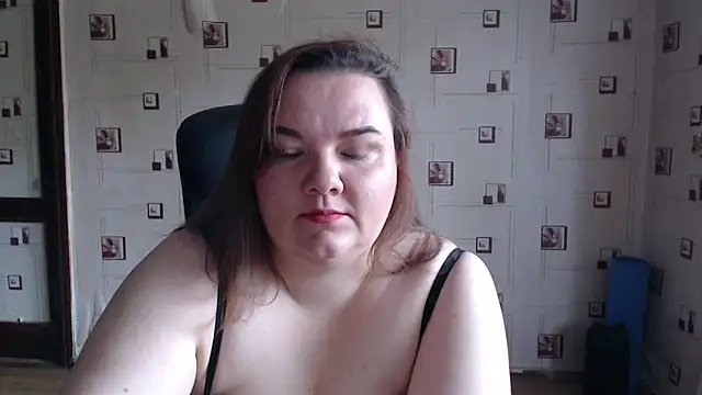 TasyaBigTTs online show from November 16, 2025, 9:59 am