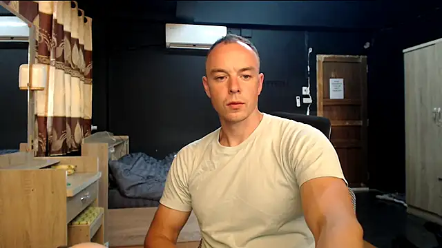 Snapshot of heilgarbest chatting on March 23, 2026, 10:19 am heilgarbest online show from March 23, 2026, 10:19 am