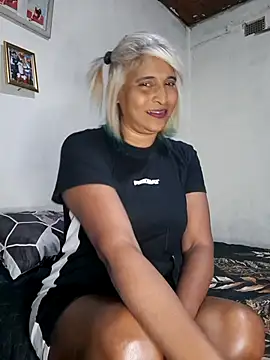 Snapshot of Goodgirlsue_77 chatting on June 8, 2026, 3:01 pm Goodgirlsue 77 online show from June 8, 2026, 3:01 pm
