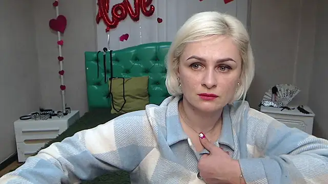 OliviaHorst online show from March 12, 2025, 12:26 pm