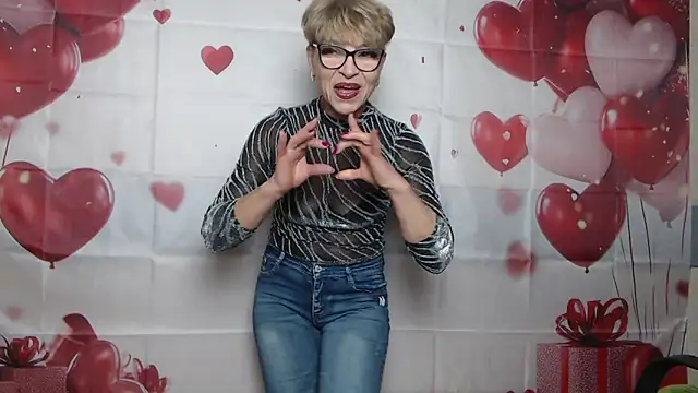 EllaBonito online show from February 13, 2026, 6:31 am